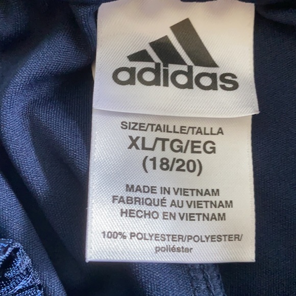 Adidas basketball shorts new without tag perfect condition never worn - Picture 3 of 4